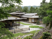 数寄屋風別館「佳水園」