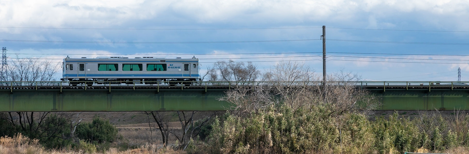 電車でお越しの方