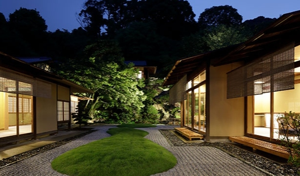 White Sand Garden Evening Scene