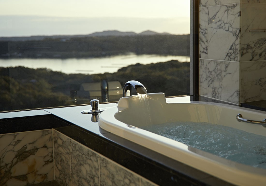 Royal Suite<br />〈 the BAY SUITES 〉