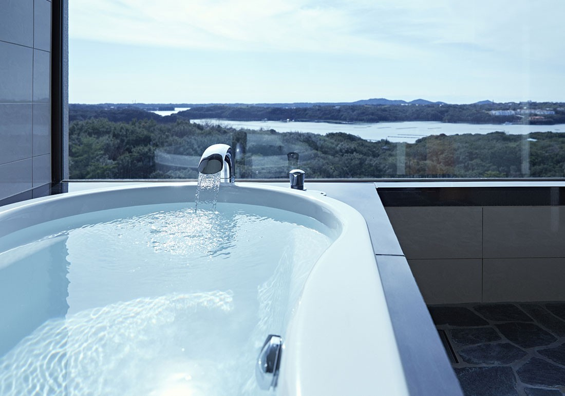 Corner Suite<br />〈 the BAY SUITES 〉
