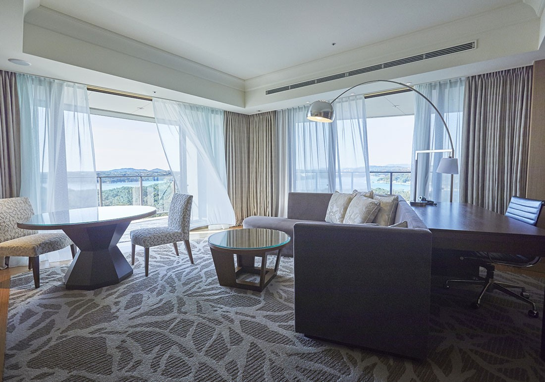 Corner Suite<br />〈 the BAY SUITES 〉
