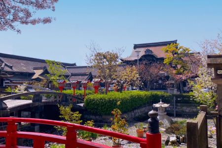 六孫王神社