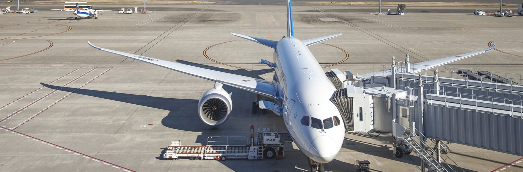 飛行機でお越しの方（電車）