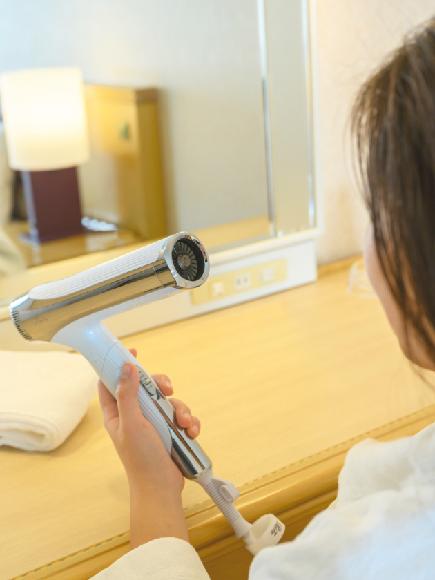 ReFa:ドライヤーのイメージ