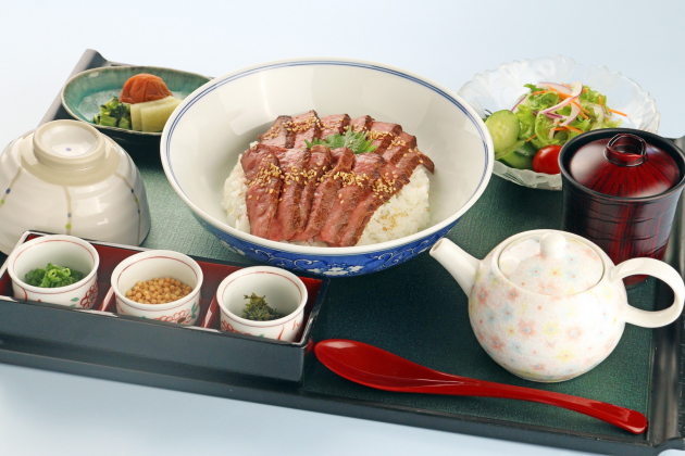 飛騨牛ひつまぶし御膳
