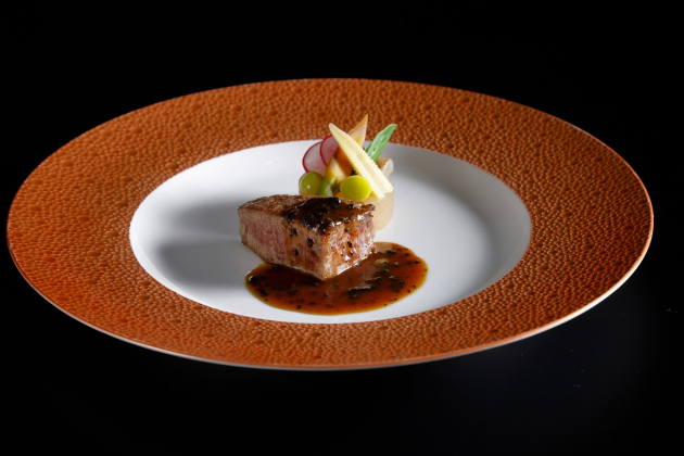 黒毛和牛フィレ肉のロースト トリュフソース
