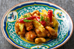 中国料理 四川：中華バル　鶏肉とカシューナッツの炒めのイメージ