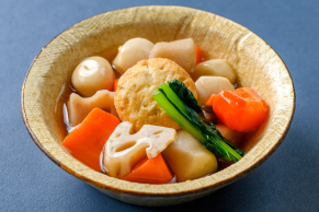 日本料理つのくに：海老しんじょうと野菜の醤油餡掛けの料理イメージ