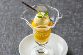 中国料理 四川：中華バル　フルーツパフェのイメージ