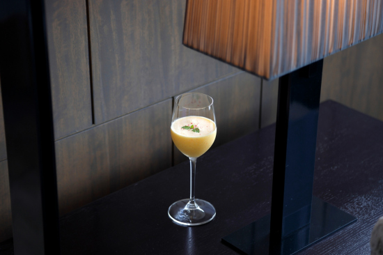 画像：LOUNGE PLUS 「紅まどんなブロッサム」