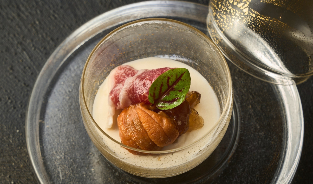 ムース・ド・セロリラーブ　亀岡牛の生ハム　コンソメジュレ