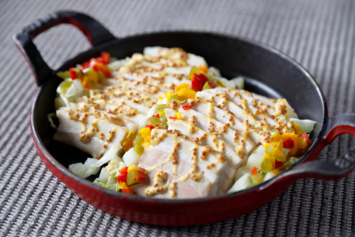 画像：COOKA「Oceans Festa～海の幸ブッフェ～」で提供する「豚バラのロースト ハニーマスタードソース」