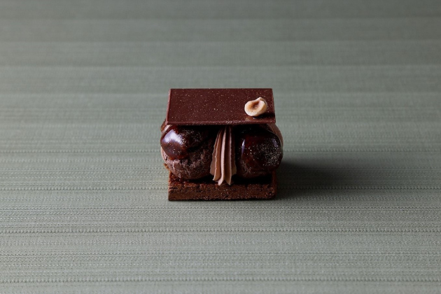 画像：M-Boutique「サントノーレ・ジャンドゥージャ」