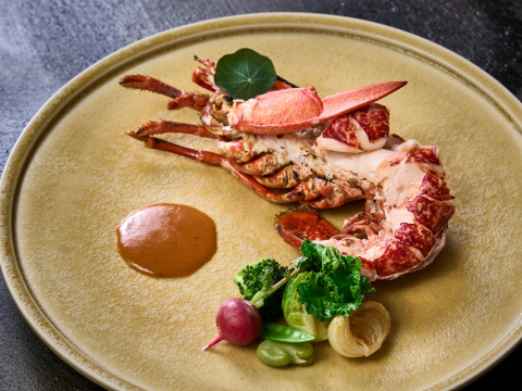 オマールブルーの殻ごとロティの ア・ラ・クレーム