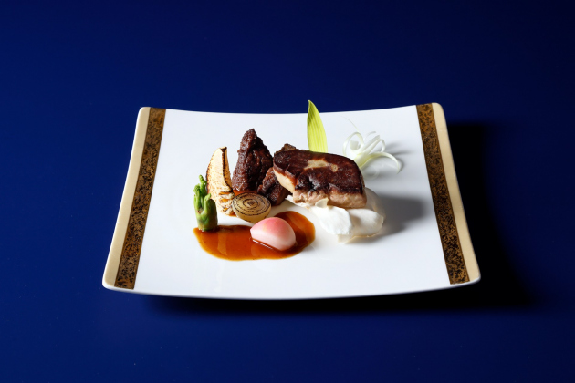 ZK鉄板焼4月「黒毛和牛のナヴァラン・プランタニエール フォアグラ添え」