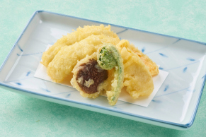日本料理つのくに：穴子とたかみくらファームの野菜の天ぷらの料理イメージ
