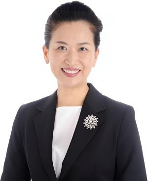 冨永純子氏