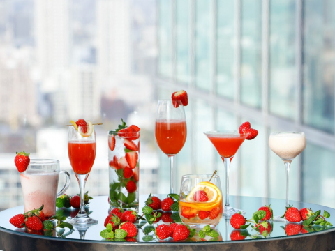 画像：BAR PLUSで提供する「いちごカクテルプロモーション」