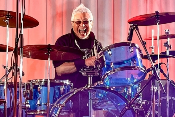 【大間ジロー】