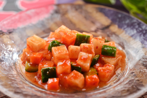 ビアガーデン：大根と人参のピリ辛の料理イメージ