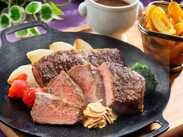 BEER GARDEN：ワンポンドステーキの料理イメージ