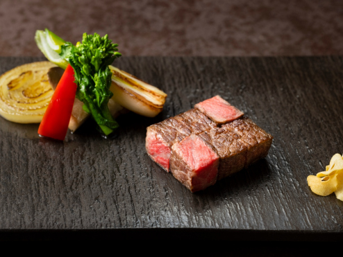 鉄板焼 しろかね