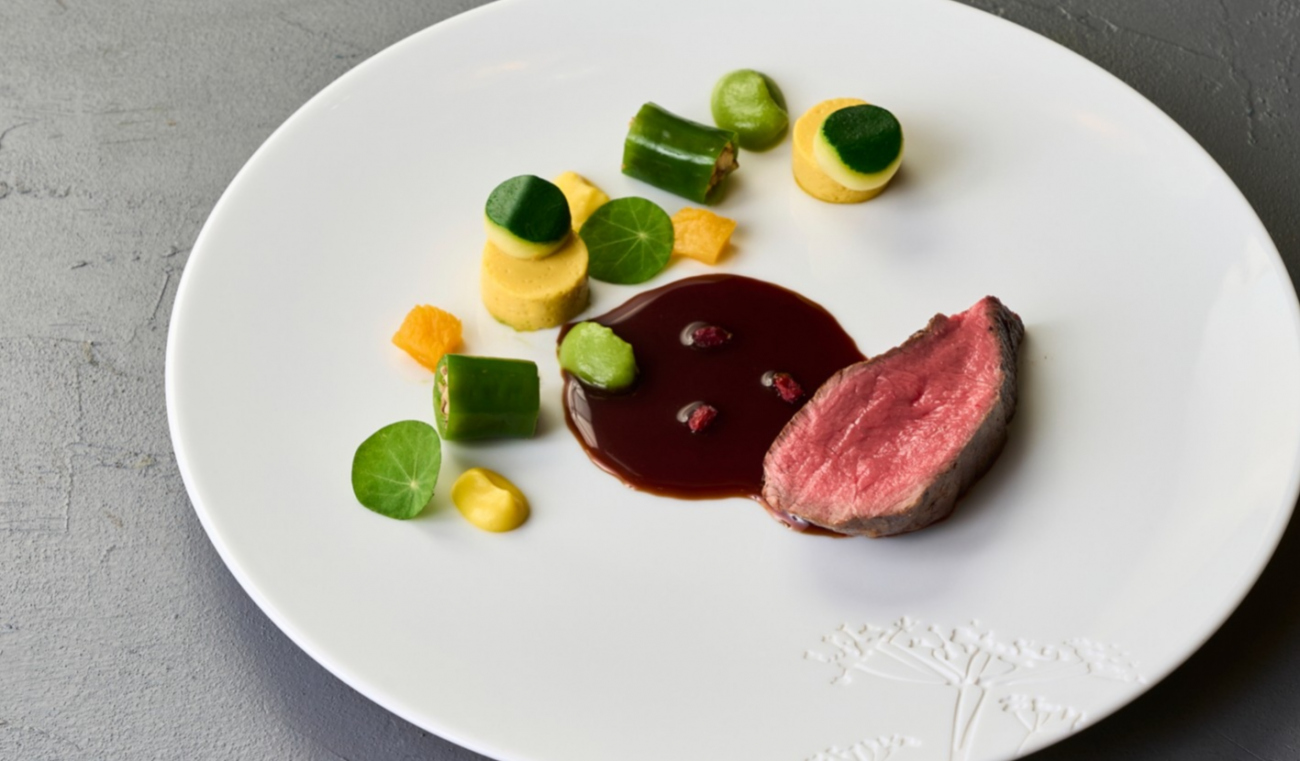 Kamiseya Kyotango 鹿肉烤配黑醋栗酱