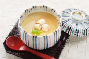 日本料理つのくに：貝柱の茶碗蒸しの料理イメ―ジ