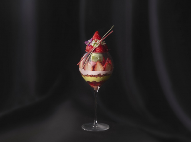 夏苺の涼感パフェ