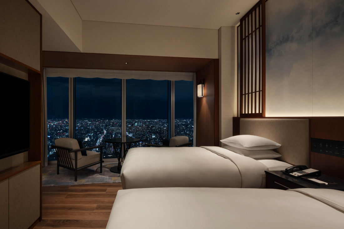 画像：クラブツインルーム　夜景