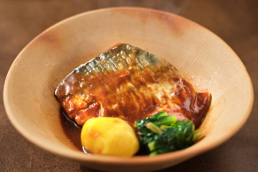 日本料理つのくに：鯖の味噌煮の料理イメ―ジ