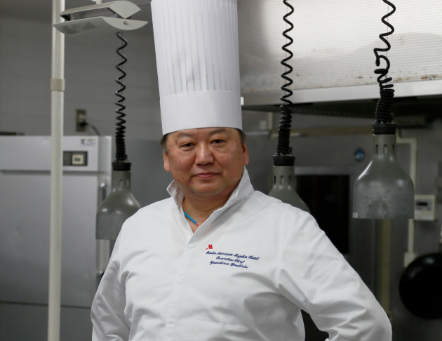 総料理長  𠮷田 泰宏